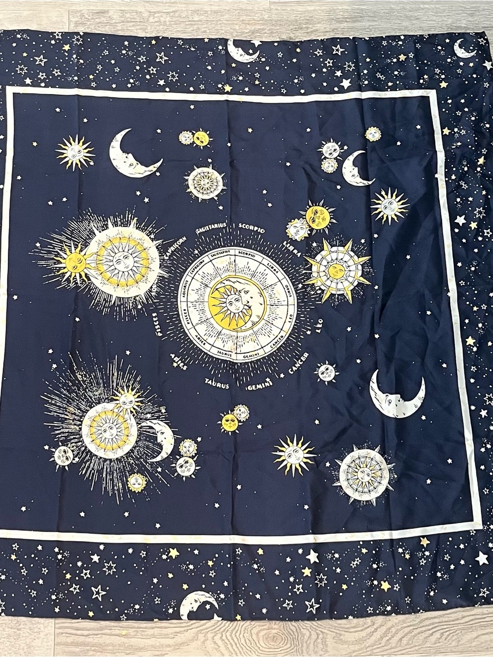 Silk Zodiac Print Scarf Hand Rolled Hammer 37 X 37 - Picture 5 of 5